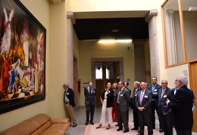 Unha delegación do Círculo de Empresarios de Galicia visita o Parlamento